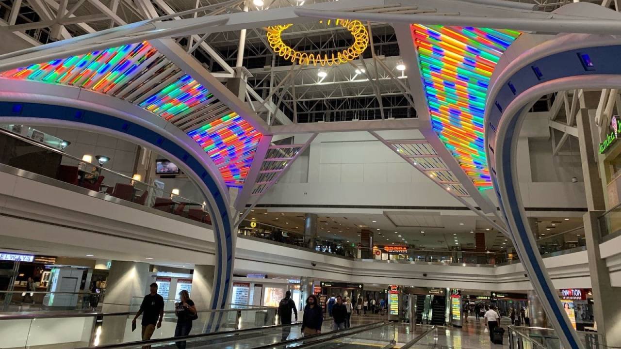 Denver International Airport (DIA) Shops and Duty-Free Stores