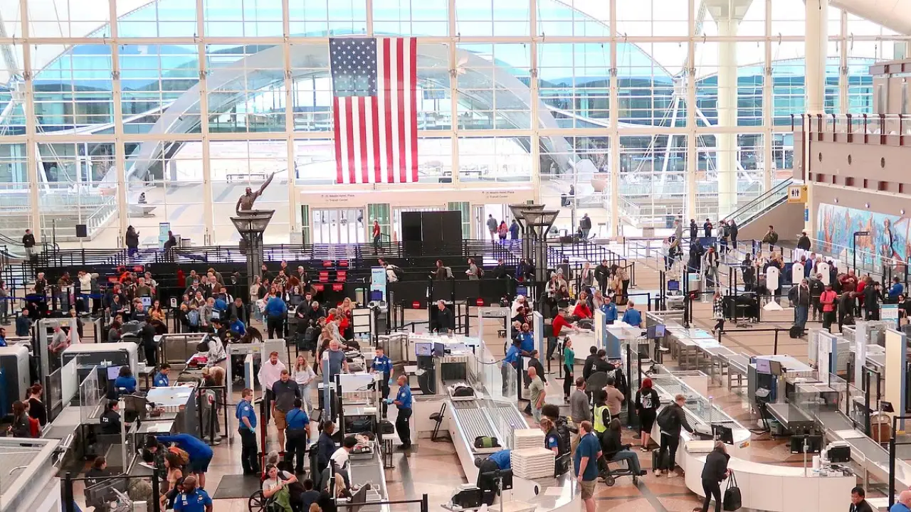 Denver International Airport Security Wait Times and TSA PreCheck